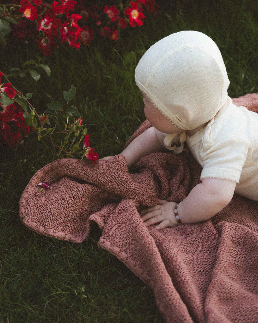 Babyhäubchen ajour aus wolle/seide - munkki