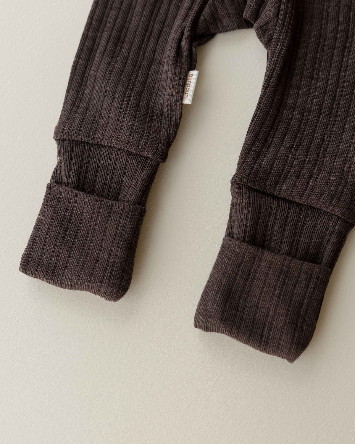 Babyhose 2 in 1 feet Rippe aus Wolle/Seide - cocoa