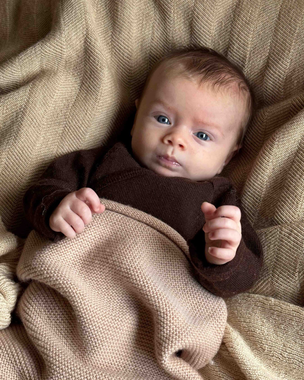 Unaduna - wrap around cardigan kladdkaka @ateliermiks_