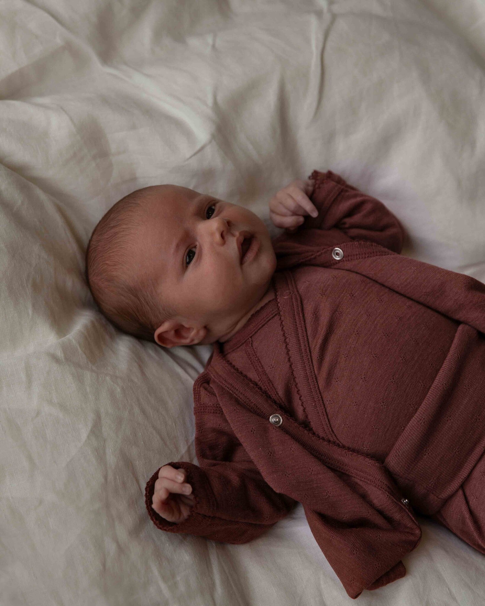 UNADUNA baby broekje romper vestje henna dune pointelle