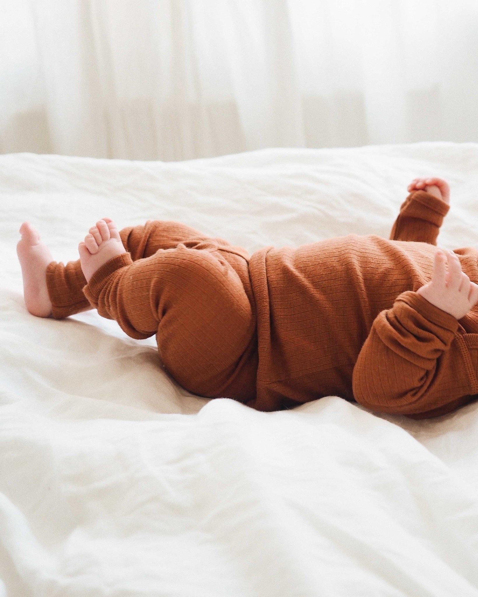 unaduna-baby-broekje-wol-umber