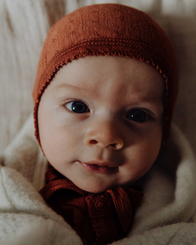 unaduna baby mutsje umber pointelle