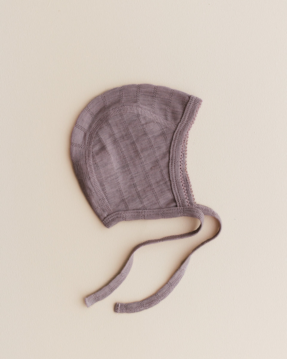 unaduna-mutsje-streepjes-pointelle-wolzijde-heather 1
