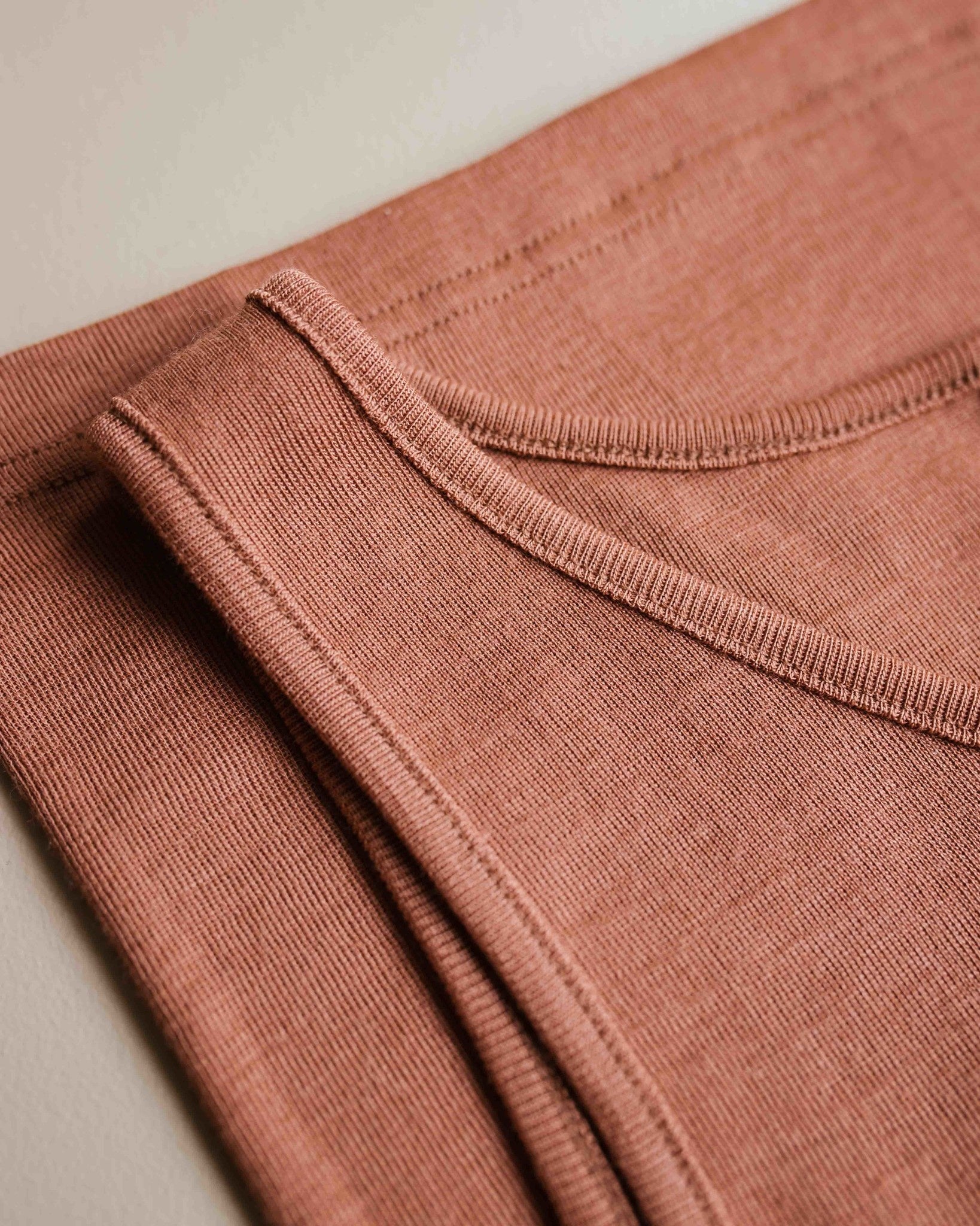 unaduna-siennaclay-tanktop-ladies-wool-silk-49