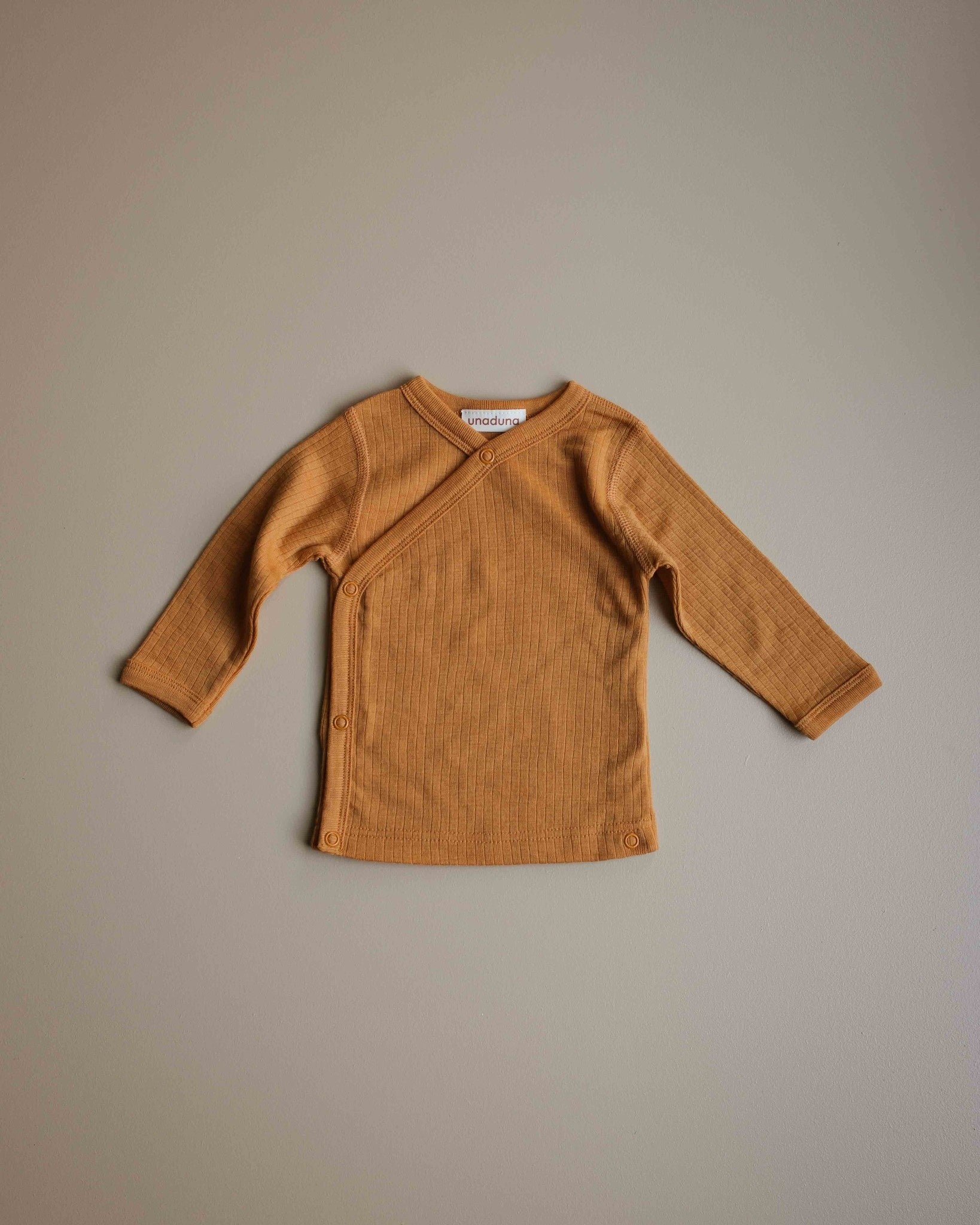 unaduna-wikkelshirt-lange-mouw-inca-gold